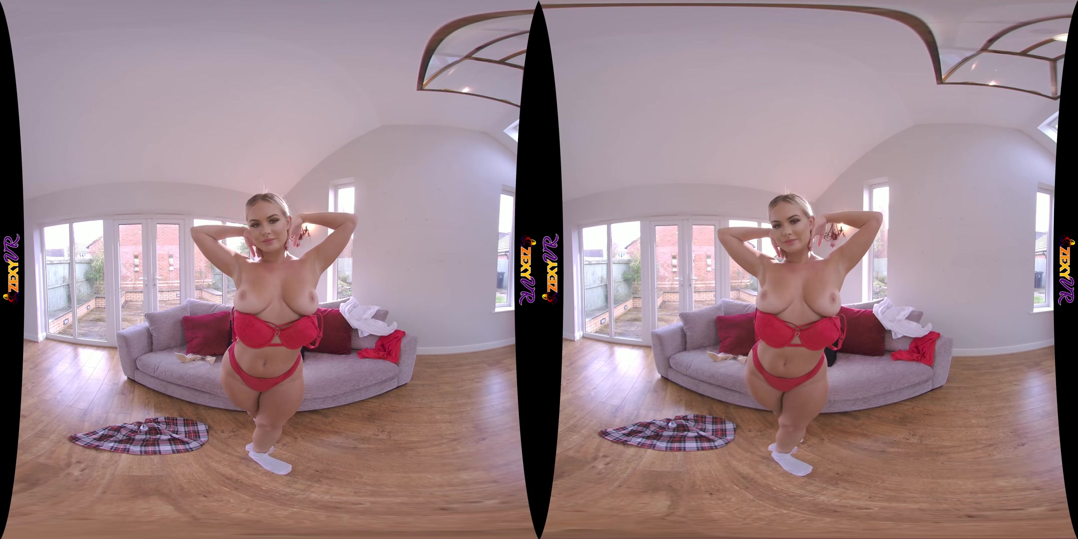 Under My Skirt - ZexyVR