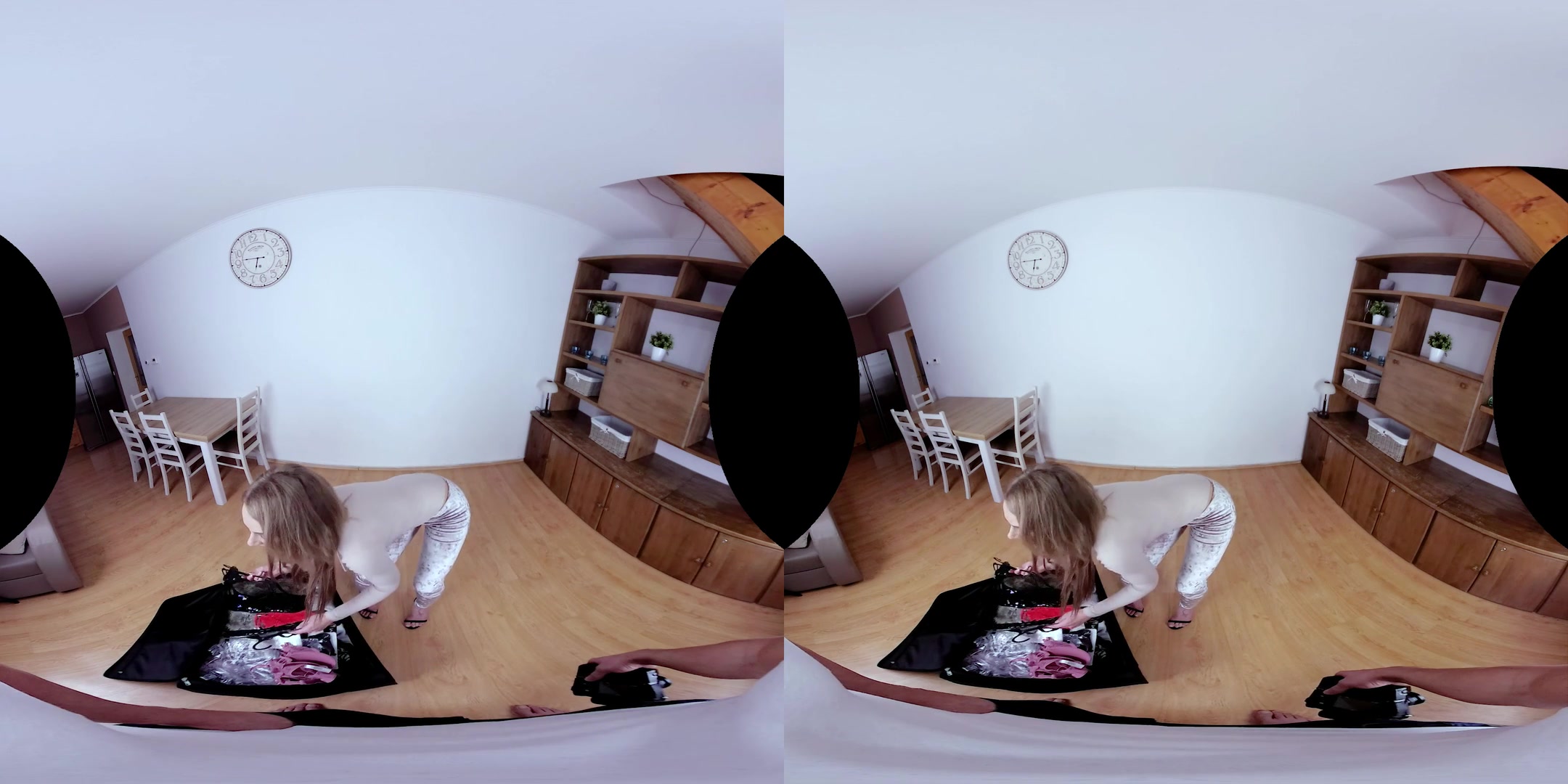 CzechVR 198 Horny for Pictures
