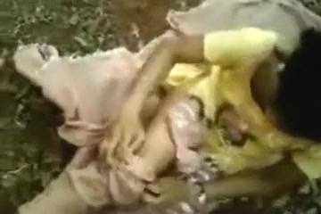 Fsiblog - Mallu college beauty drilled by paramour in forest mms