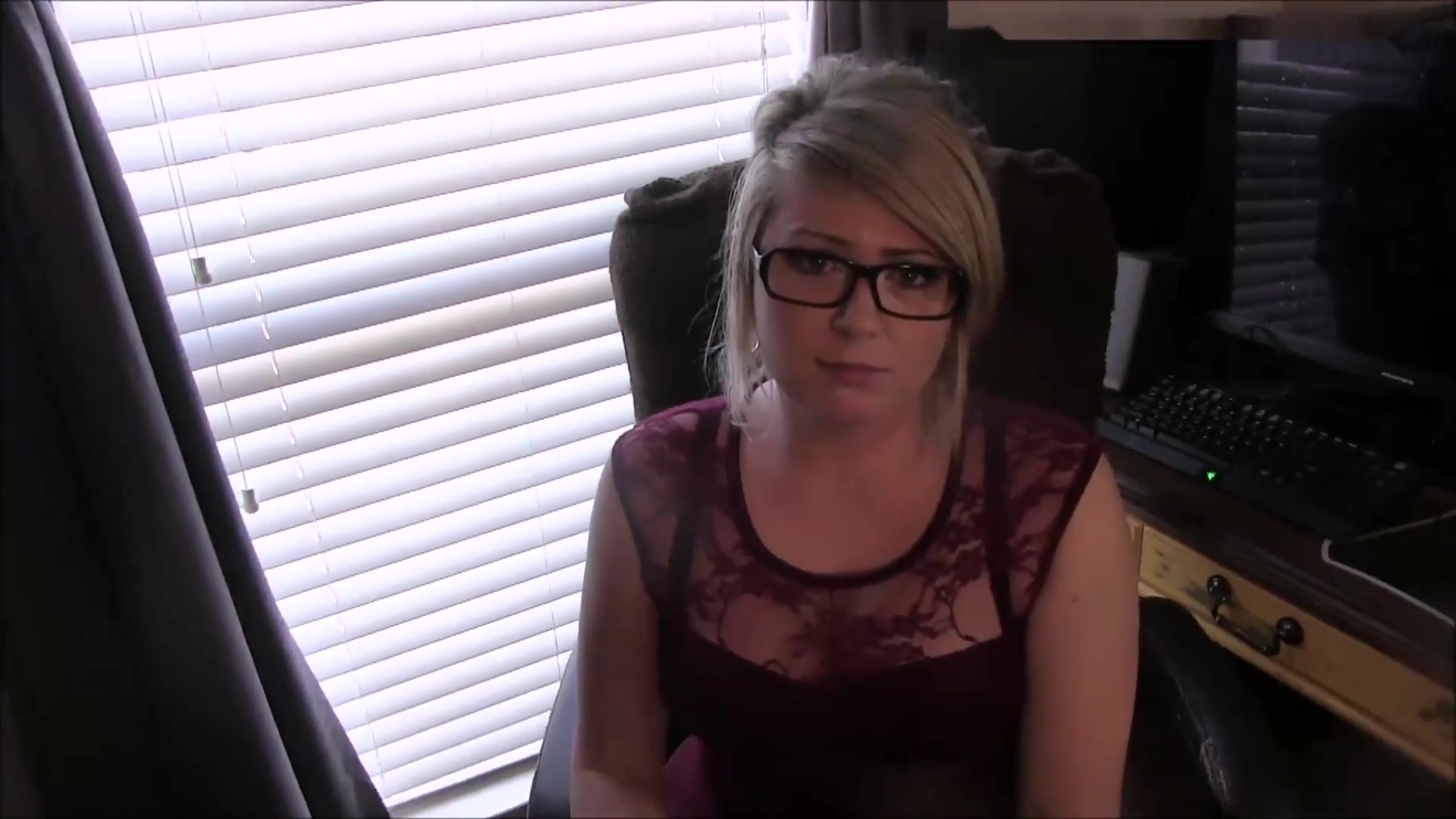 Dumb Hooters Office Slut Pt1 - TacAmateurs