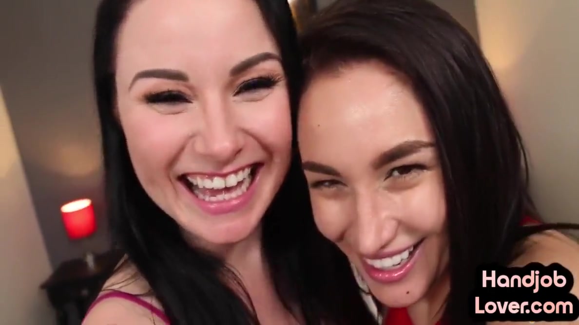 Hj Bigass Babes Wanking Cock In Amateur Pov Closeup 3some