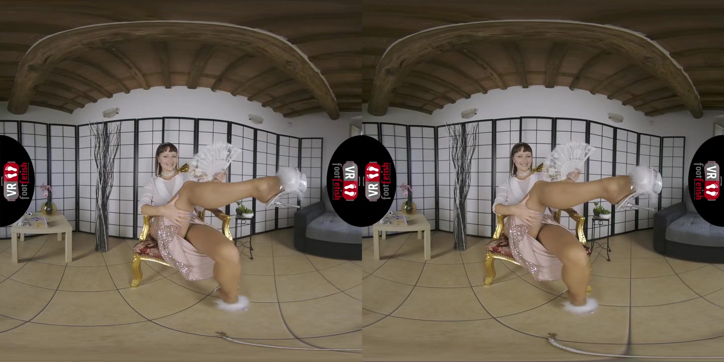 Elegant Dame Babyrose Shows You Her Hot Feet And Toes In Tight Pantyhose In VR - VRFootFetish