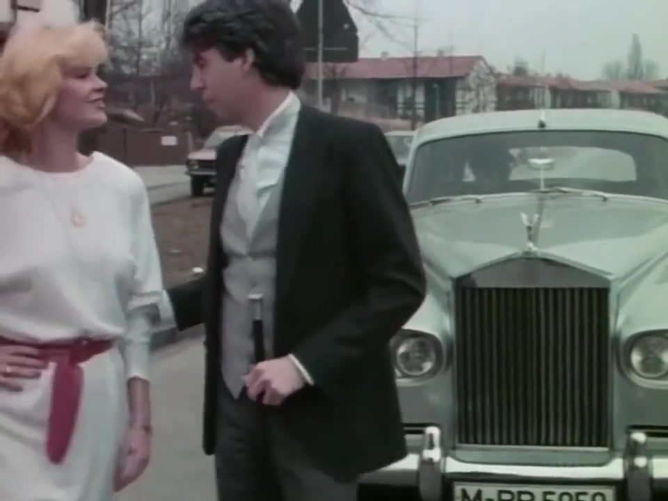 Thrilling Orgy With Gorgeous Retro Chicks