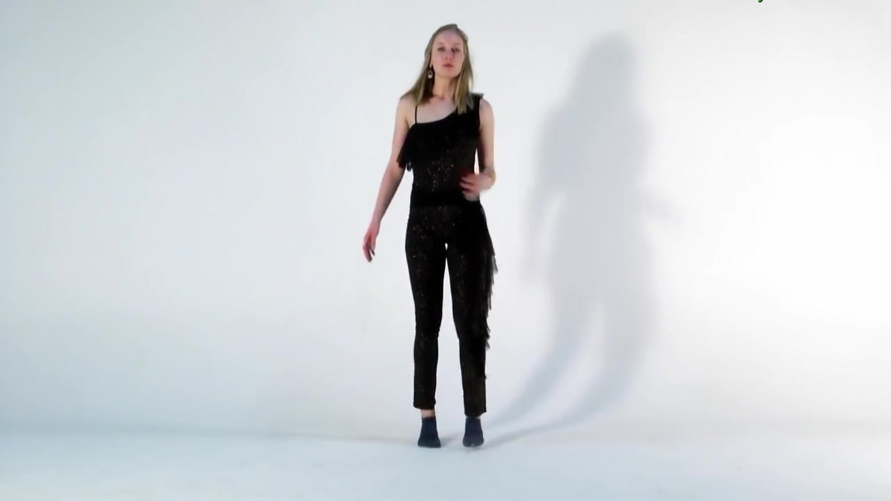 Sofy A And Sofya Belaya In Staggers With Elegant Stretching In The Video