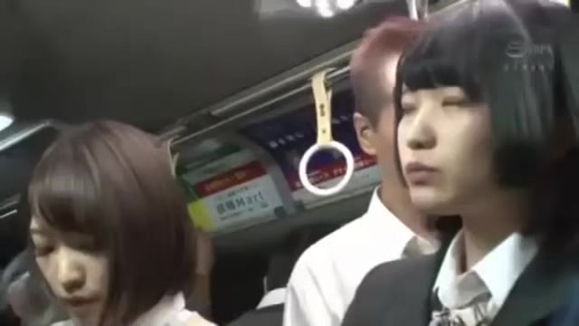 04944,A bitch is fully exposed during sex!