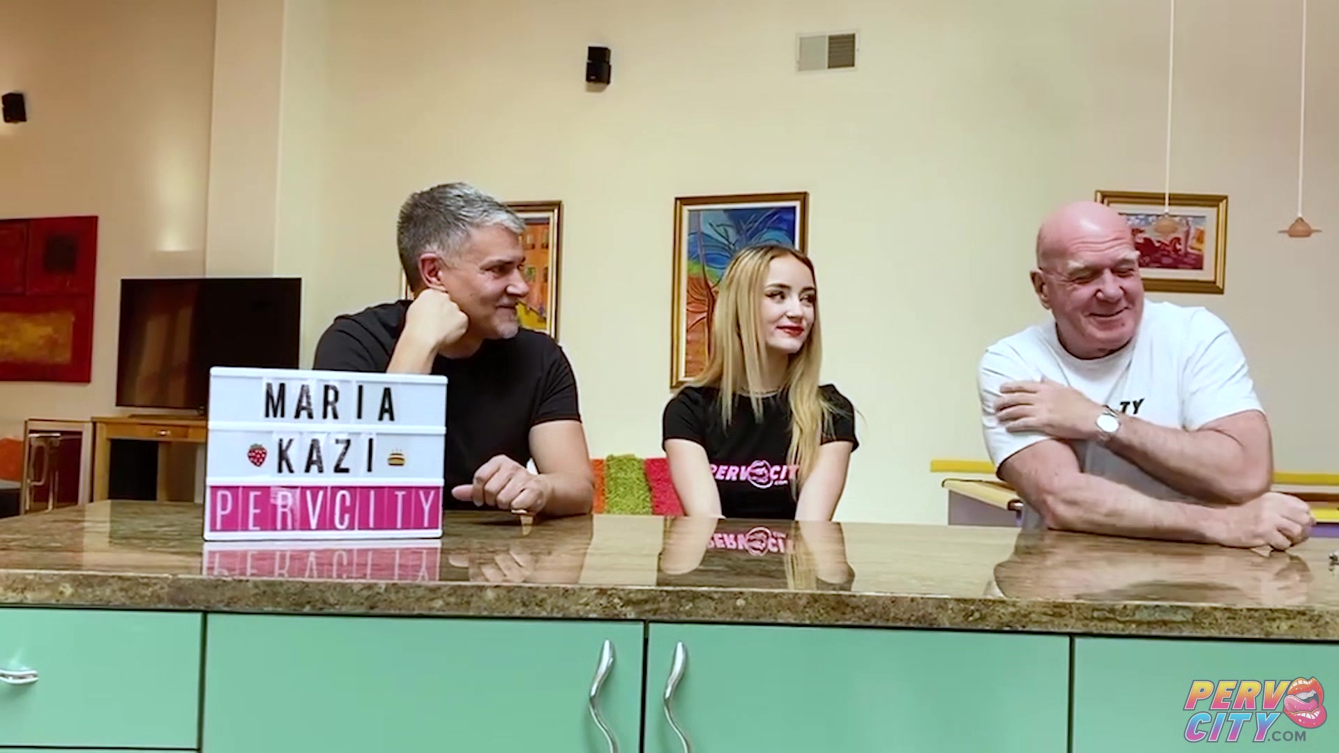 Maria Kazi Live