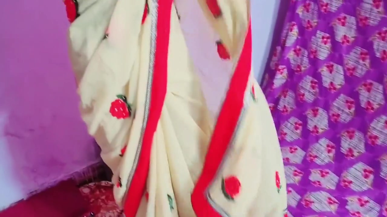 Indian Old Man Convinced His Step daughter-in-law To Have Sex