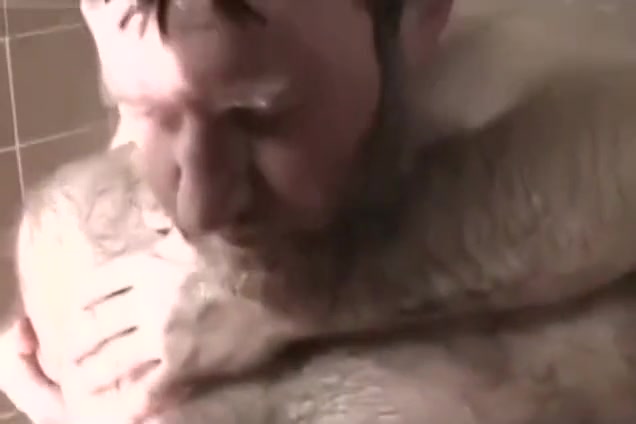 bear Step daddy goes to gym shower