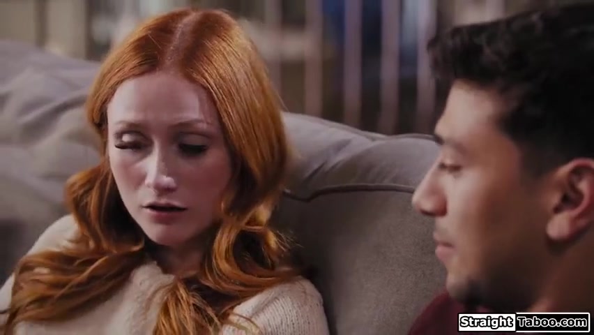 Max Fills, Bella Bends And Scarlet Skies - Bonding Doesnt Mean Fuck Your Stepsister