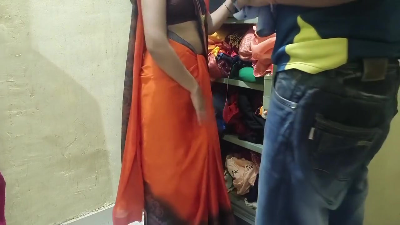 कमवल औरत क सड उतर कर चत मर हद ऑडय 11 Min - Mumbai Ashu