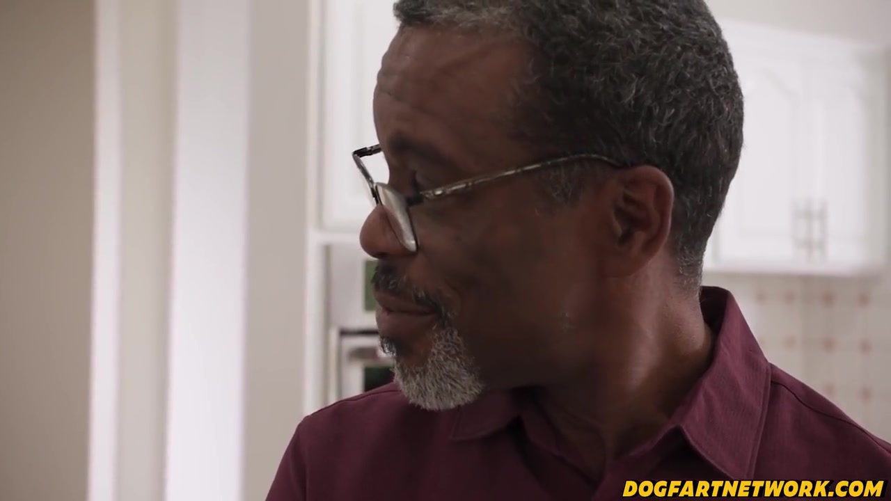 Asian Hottie Analised By Bbc Home Owner - Dogfart