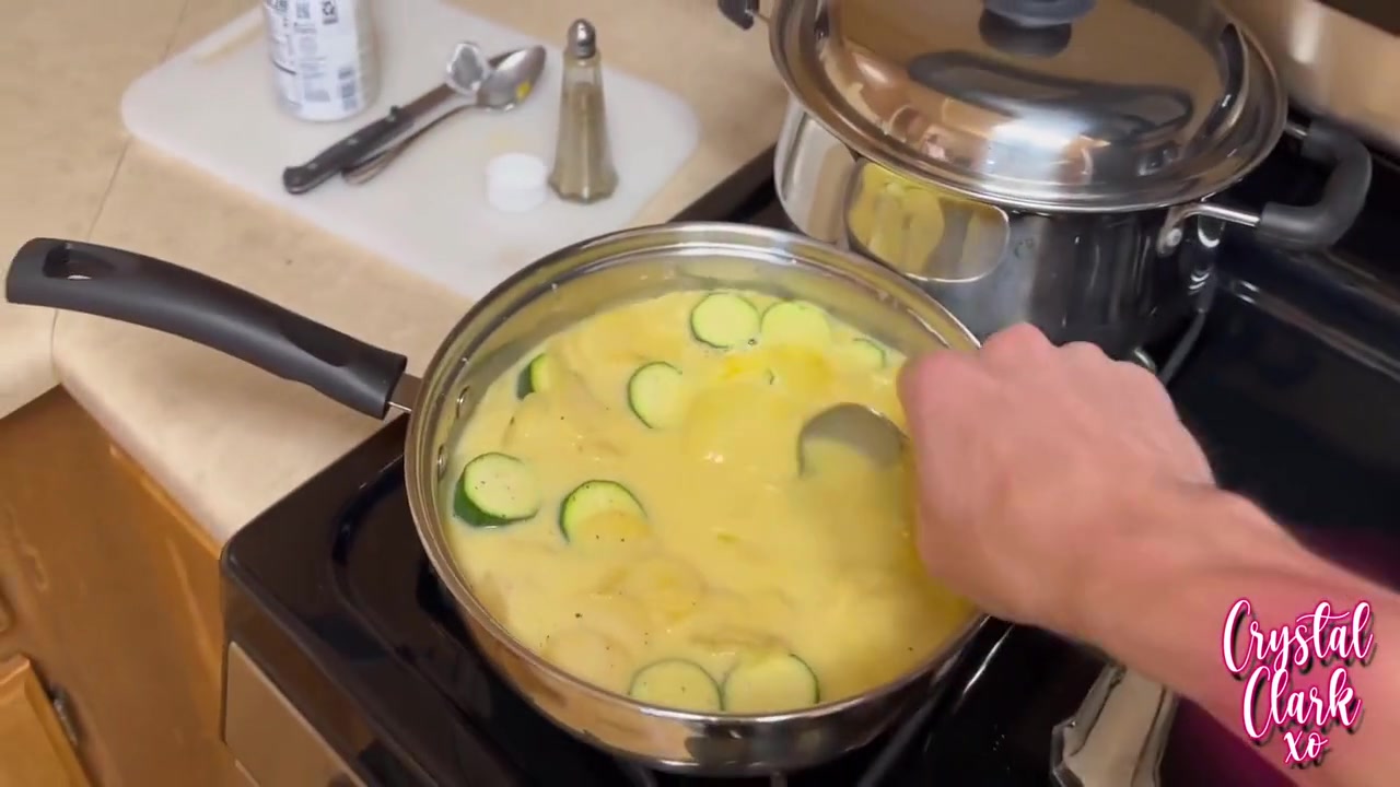 Stepmom Teaches Me How To Cook! 11 Min - Crystal Clark And Rion King