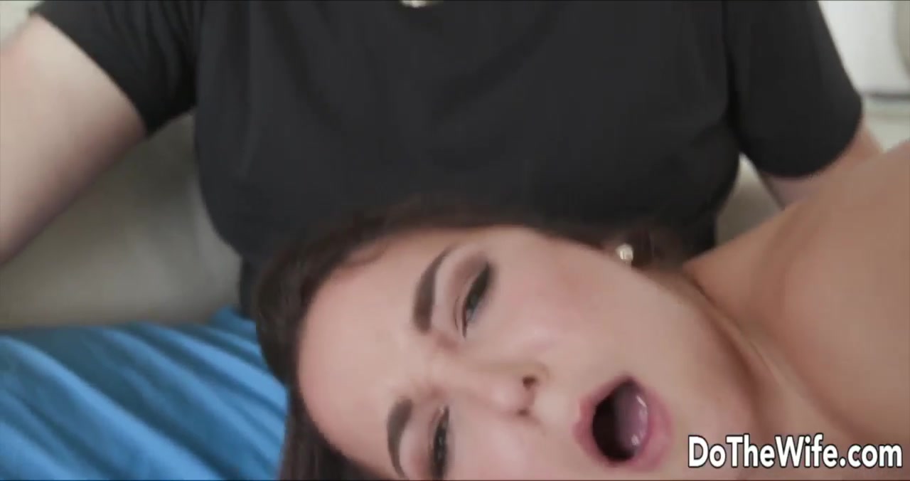 Do The Wife - Pretty Housewives Fucking Complete Strangers Compilation