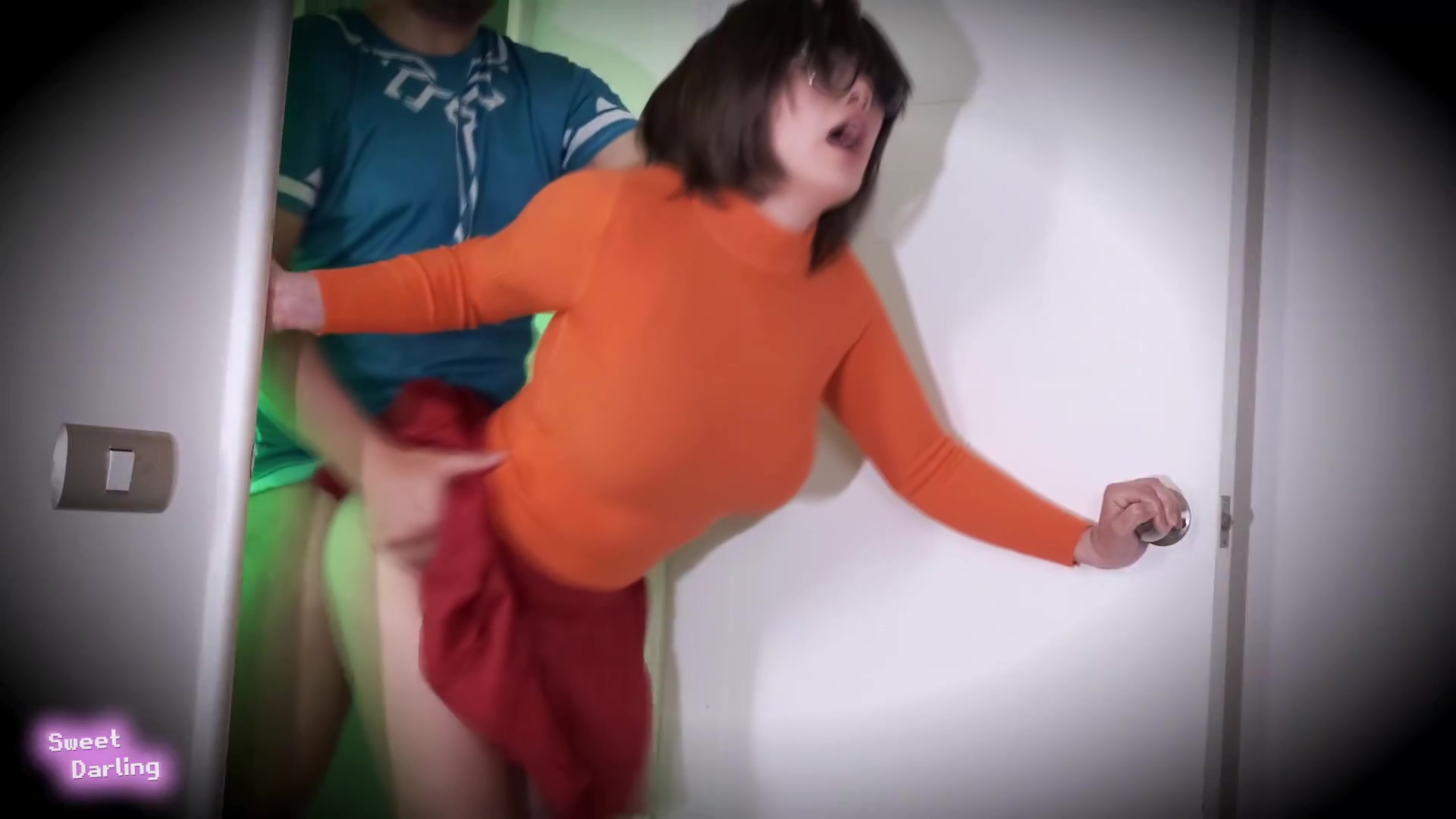 Velma Cosplay Fucked Hard At Halloween - Sweetdarling