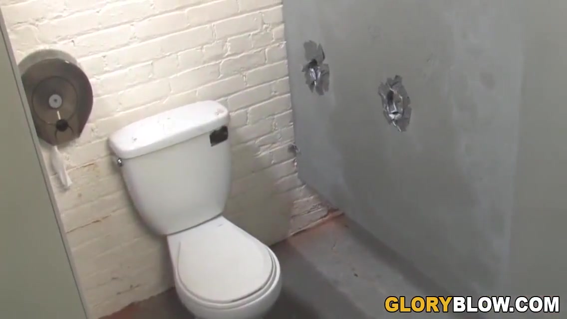 Alisya Gap - Alysa Pleases A Big Black Cock - Gloryhole 8 Min