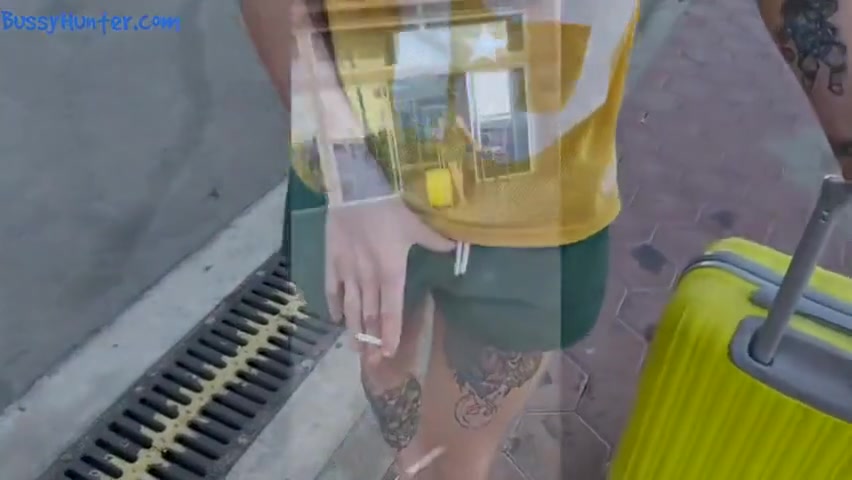 The Guy Glued Me On The Bus And Blew Me For A Blowjob