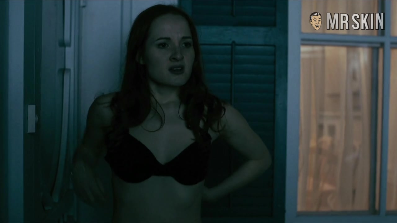 See the Hollywood Hills in Mulholland Drive - Mr.Skin