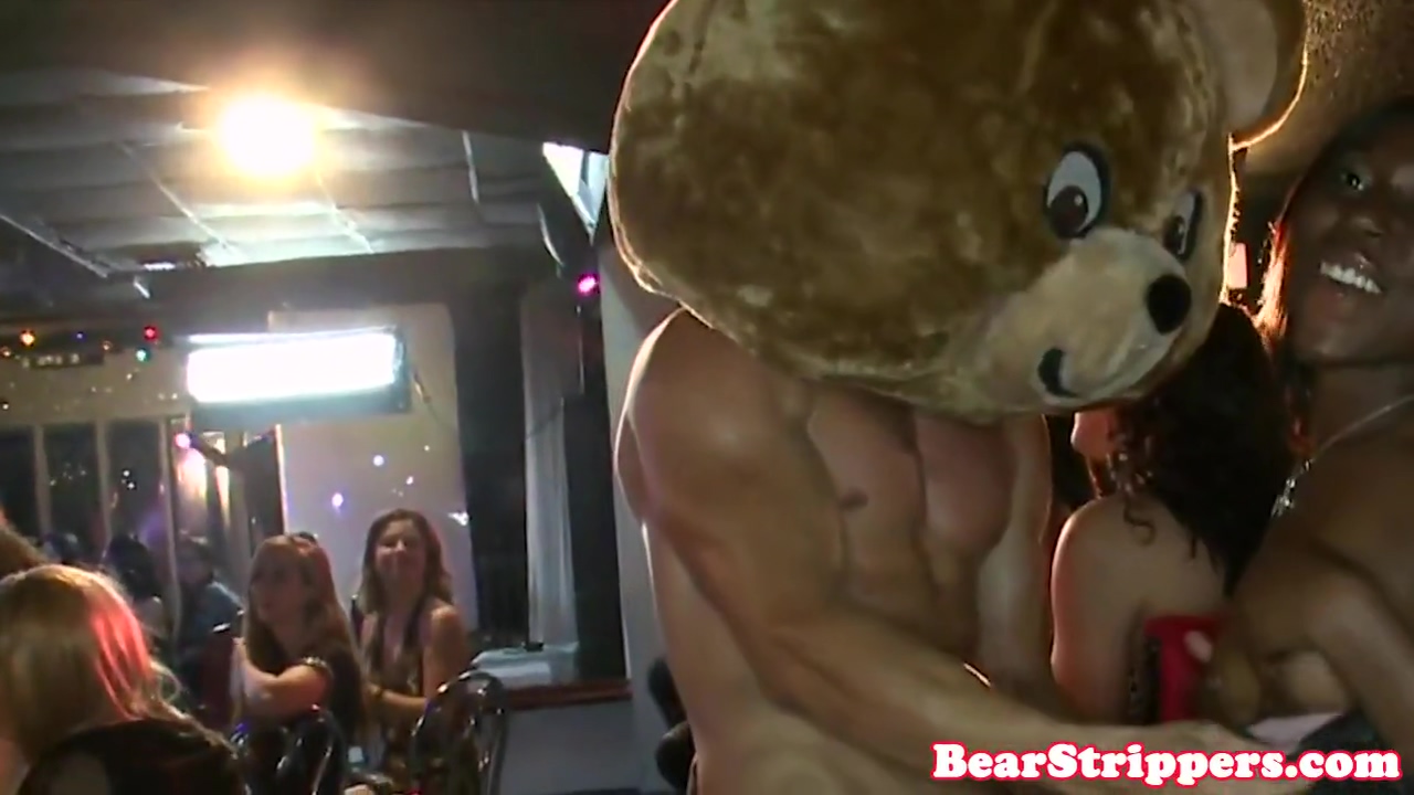 Beautiful Babes Cocksucking Strippers