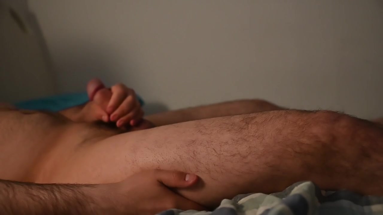 Natural Male Masturbation During Coronatime