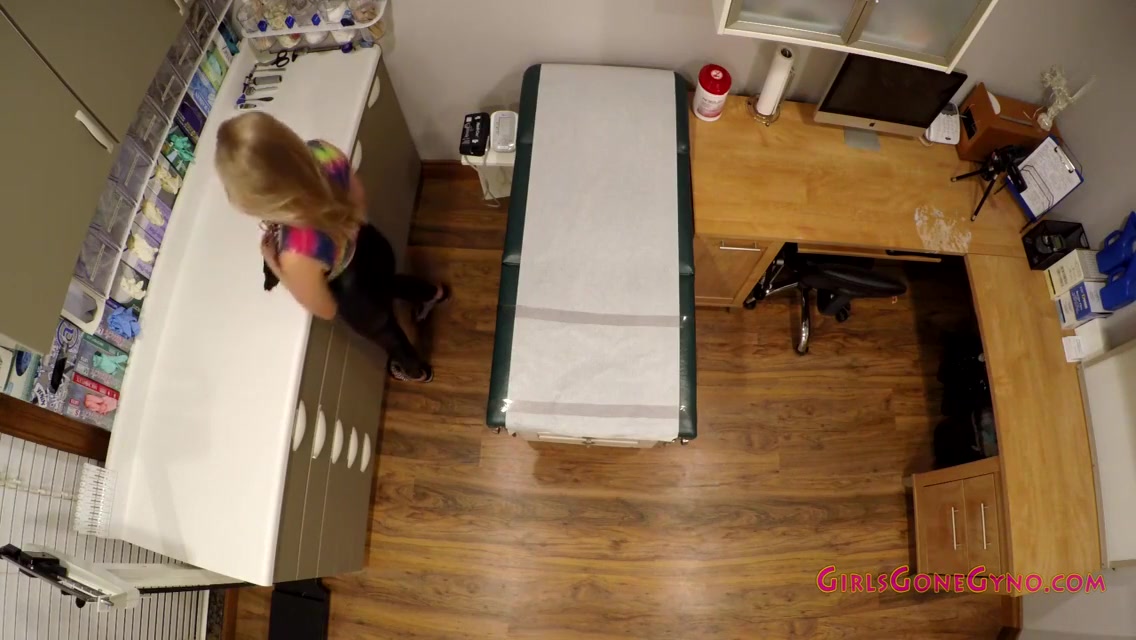 Ava Siren Humiliated As Human Guinea Pigs For Doctor Tampas Strange Experiments On 1st Half Of Movie 6 Min