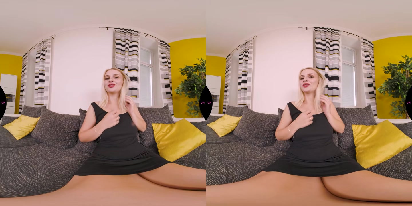 Kristy Waterfall Fucks The Toy - VRSexperts