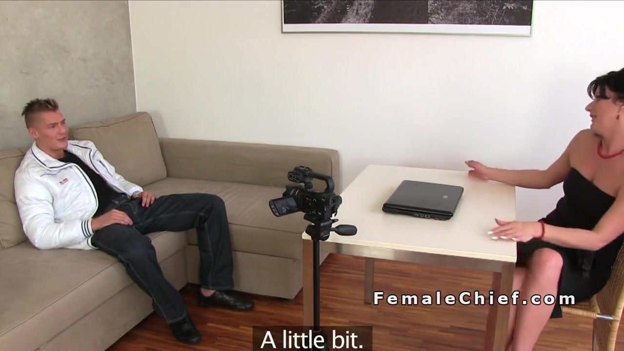 Experienced Young Guy Bangs Milf Agent