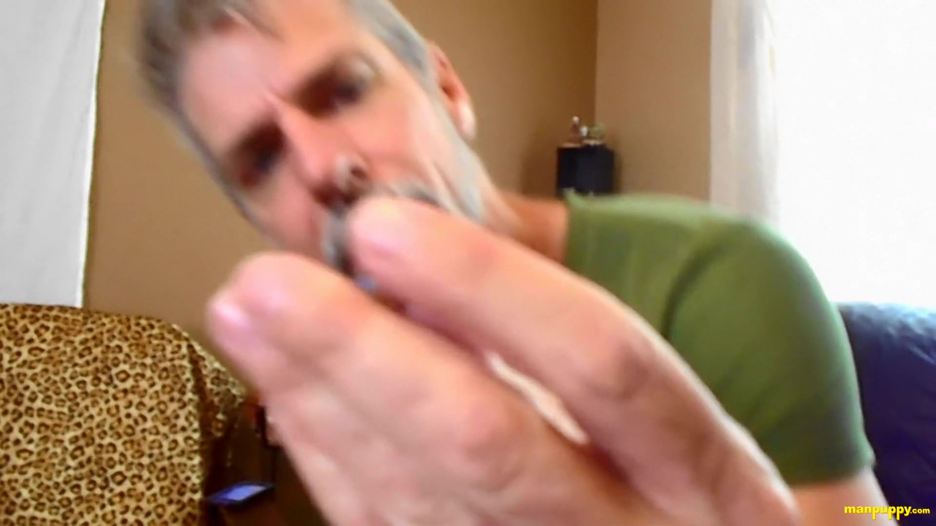 Suffocating In Giant Step daddy's Ass - Richard Lennox