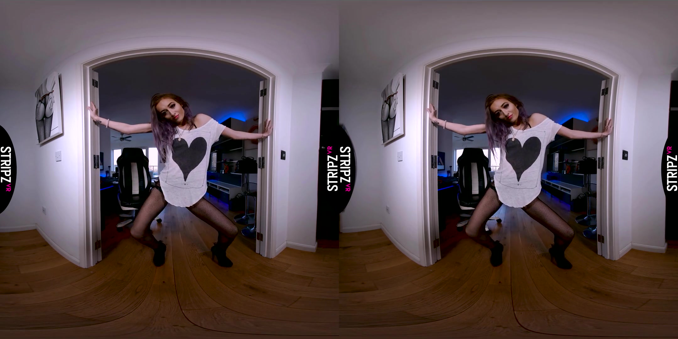 Jizzles in Dark Heart - StripzVR