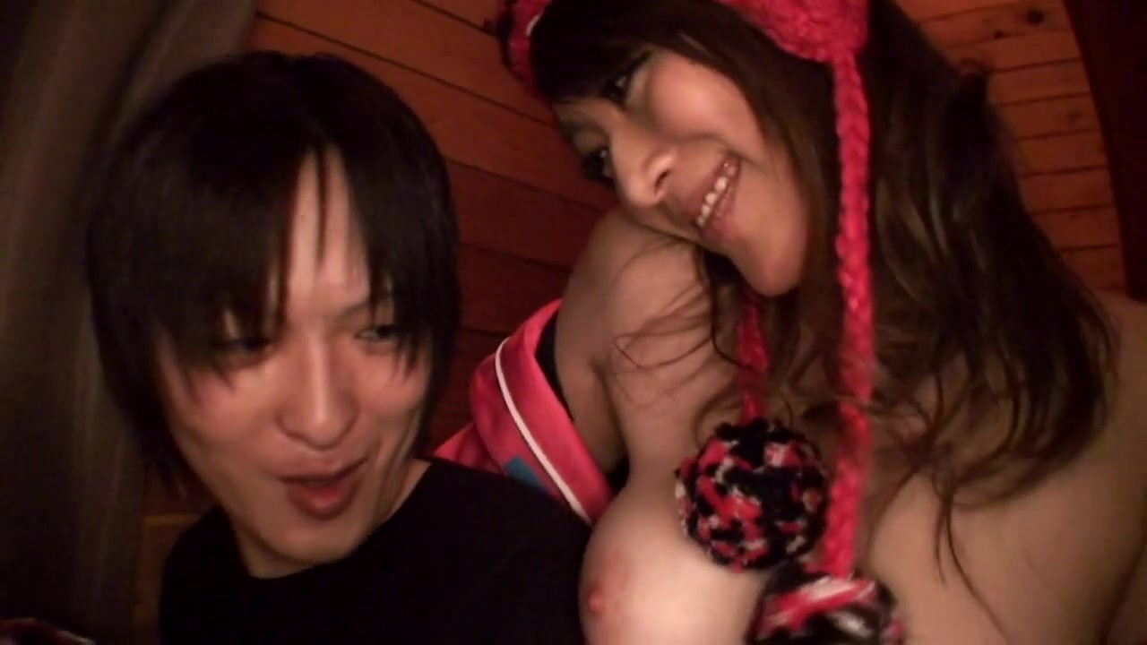 Akari Hoshino,Rin Aikawa,Wakana Kinoshita in Snowboarder Seduction - CosplayInJapan