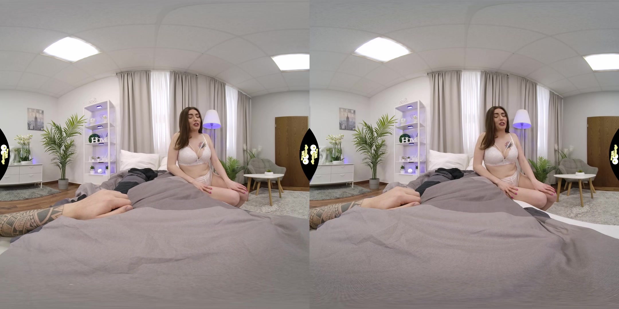 Aleya Sun - Hardcore - Squeeze Vr