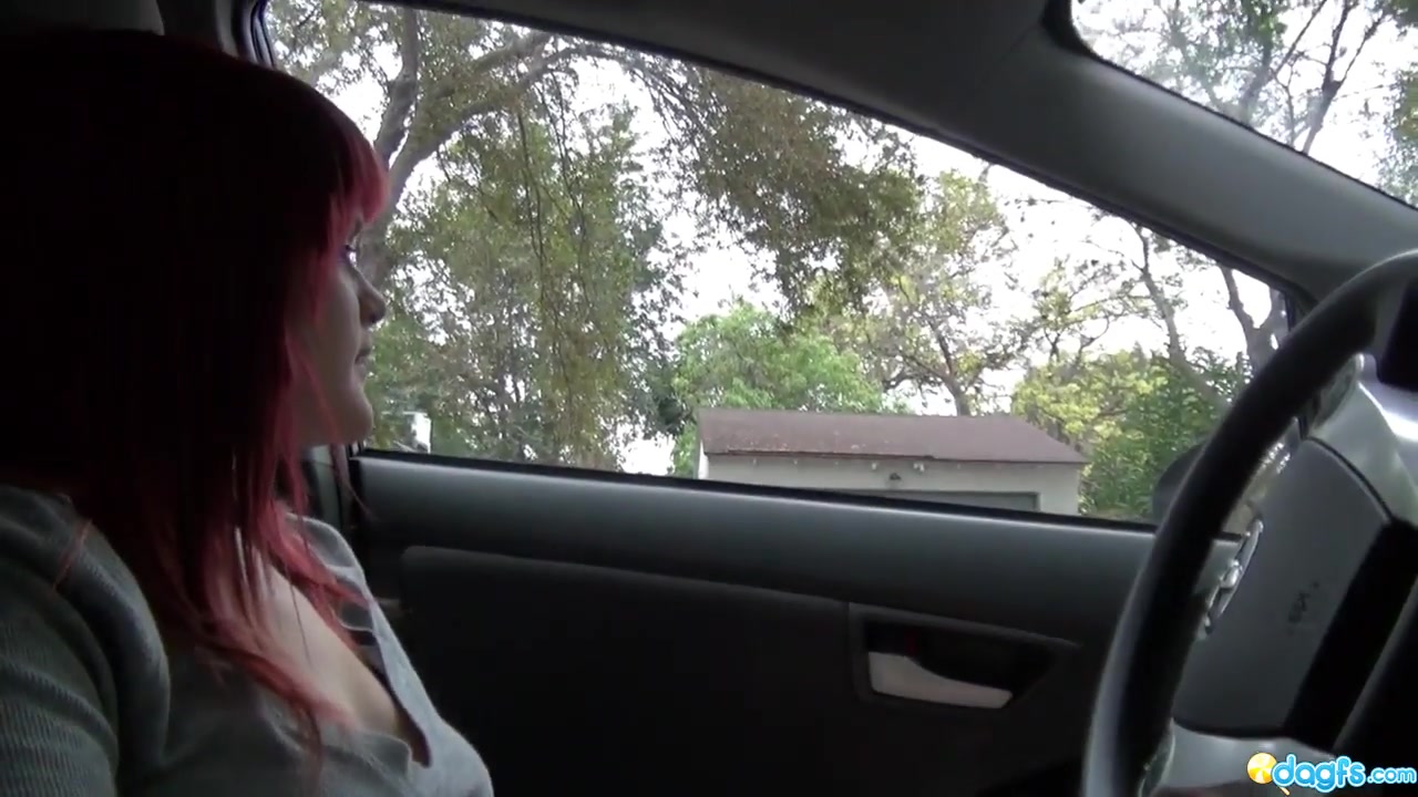 Emo Girlfriend Teasing In The Car - DaGFs