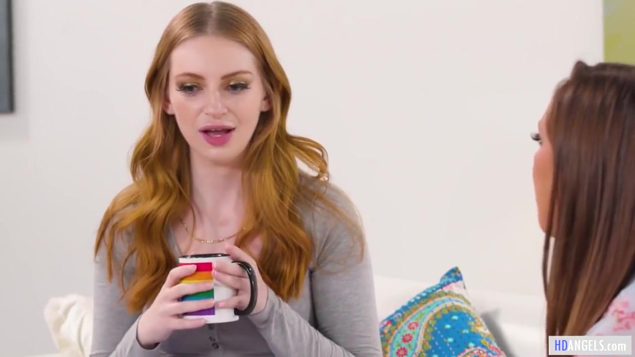 Pretty Neighbor Fucks The Unexperienced Redhead With Jenna Sativa And Maya Kendrick