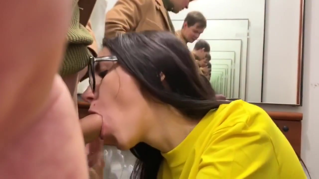 Risky Public Sex In The Of A Fitness Store (cum In Mouth)