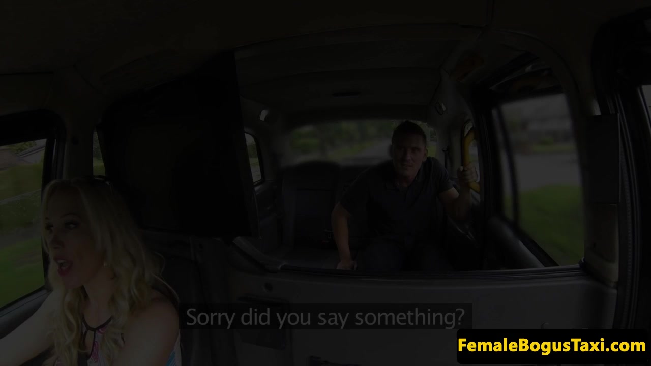 british taxi sweetie sucking before public sex