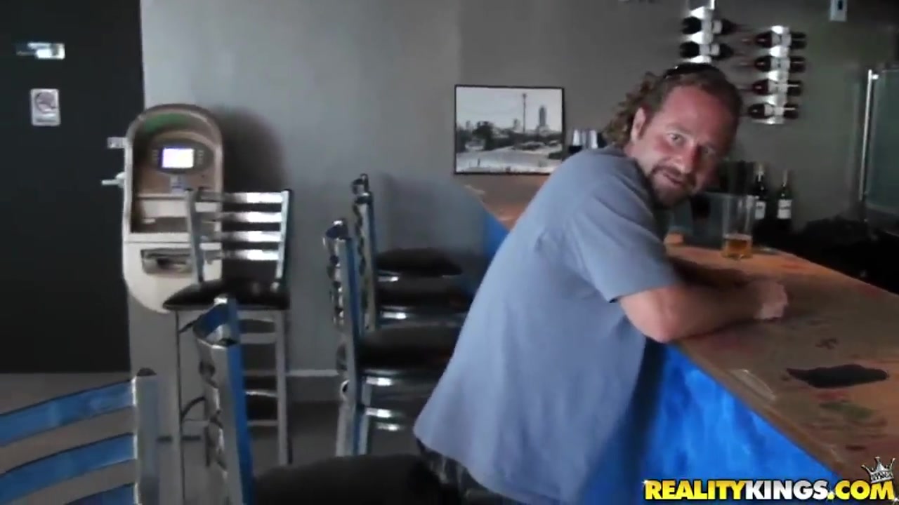 Do you want to have oral sex with a bargirl?