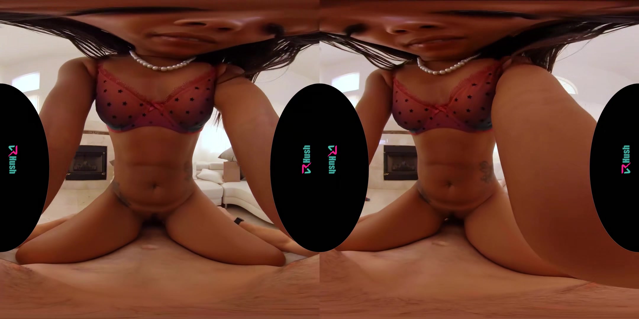 Cali Caliente & Mike Mancini - VRHush