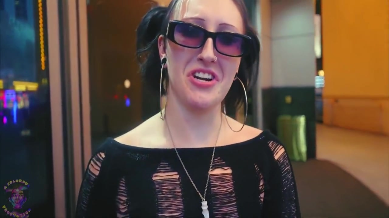 Raven Vice, Slut Raven And L A S - Super Hot White Gets Greeted And Seduced By Old Man At The Golden Gate Casino In Vegas 6 Min