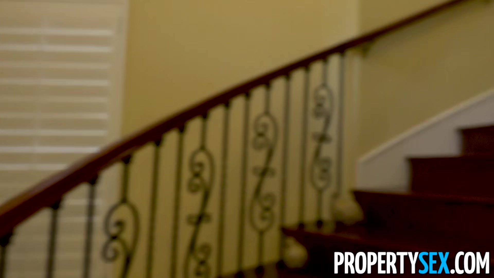 Insane Hot Real Estate Agent Fucks Me On My Birthday