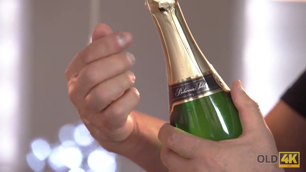 OLD4K. Attractive teen 18+ approaches older guy hoping to have nice sex