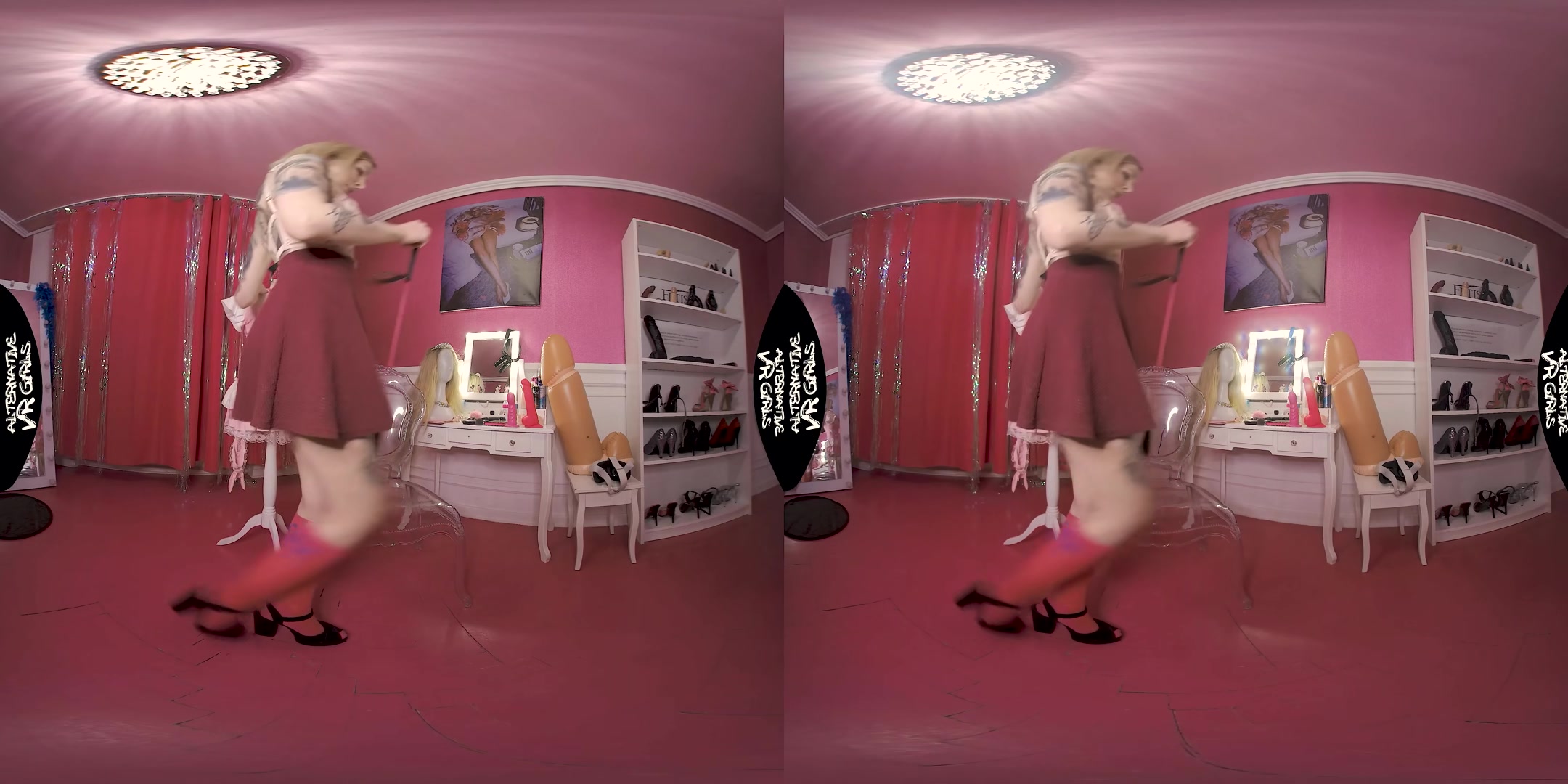 Inked Girl in Sissy Room - AlternativeVRGirls
