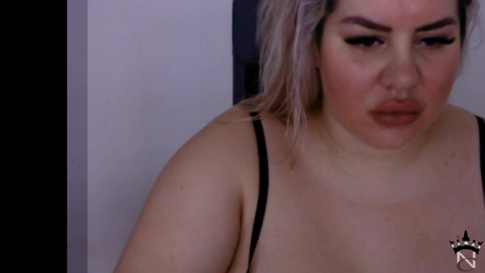 Last Live Show - Sex Movies Featuring Natasha Crown
