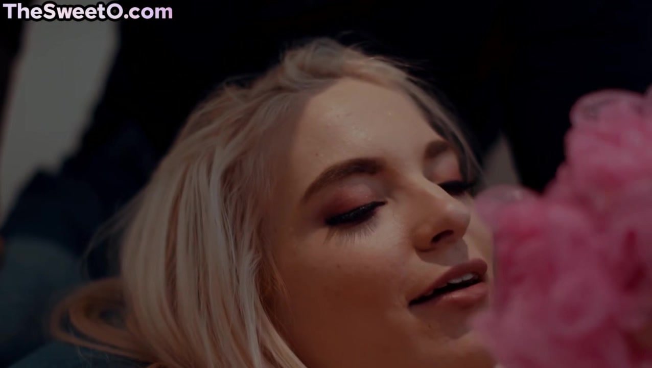 Beauty blonde babe doggystyled by her BF
