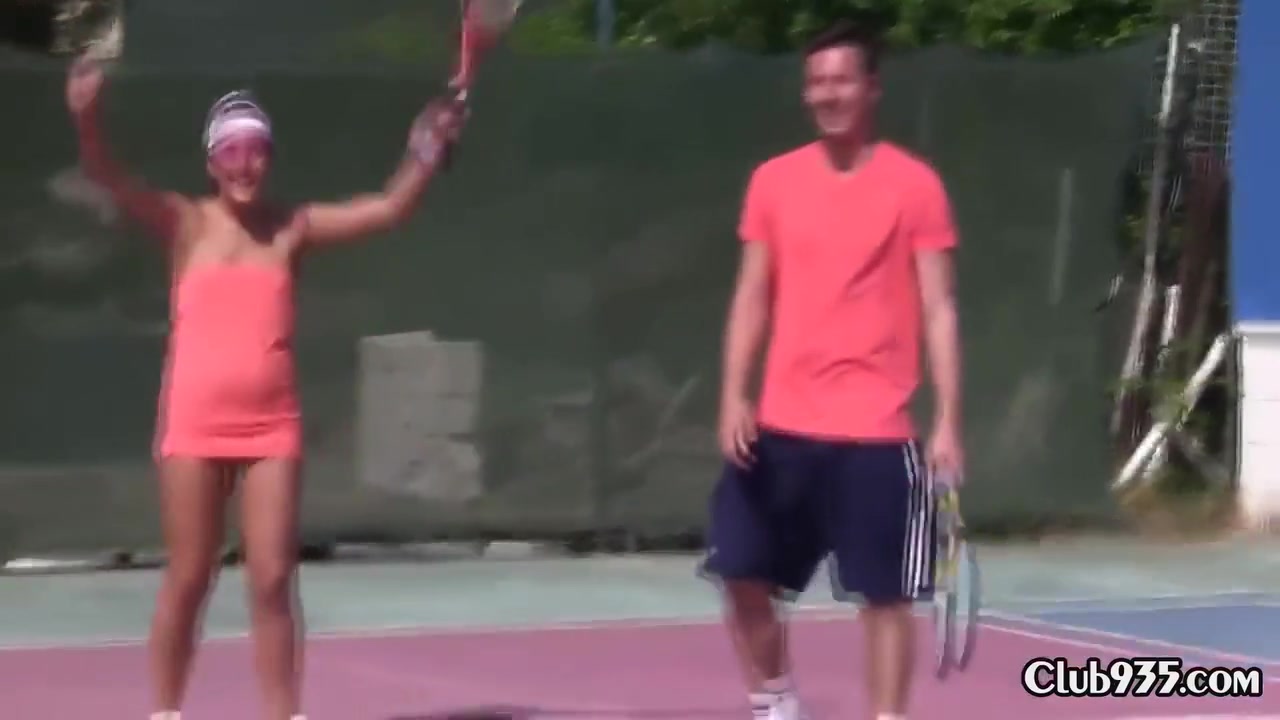 Two Tennis Chicks Screwed On The Court