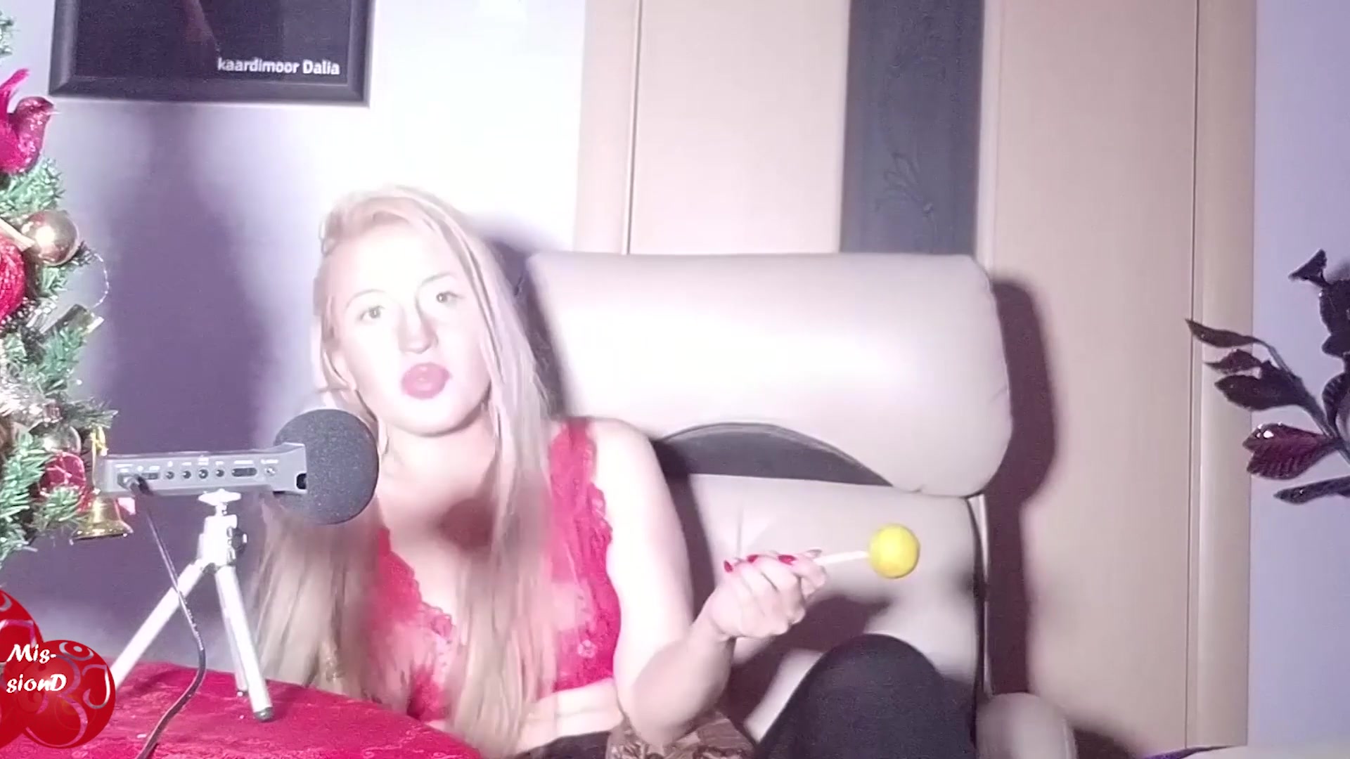 Lollipop Licking And In Russian Speaking - Sex Movies Featuring Findom Goaldigger