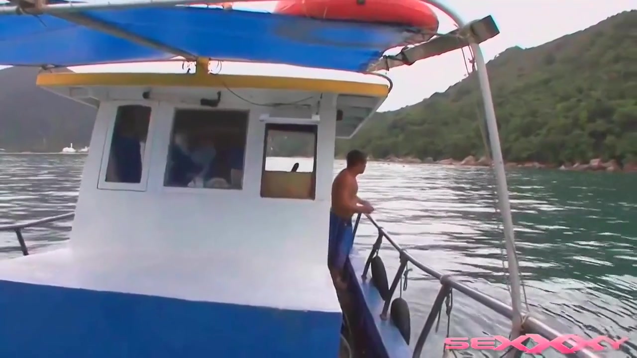 Encantos De Uma Sereia With Caroline Miranda