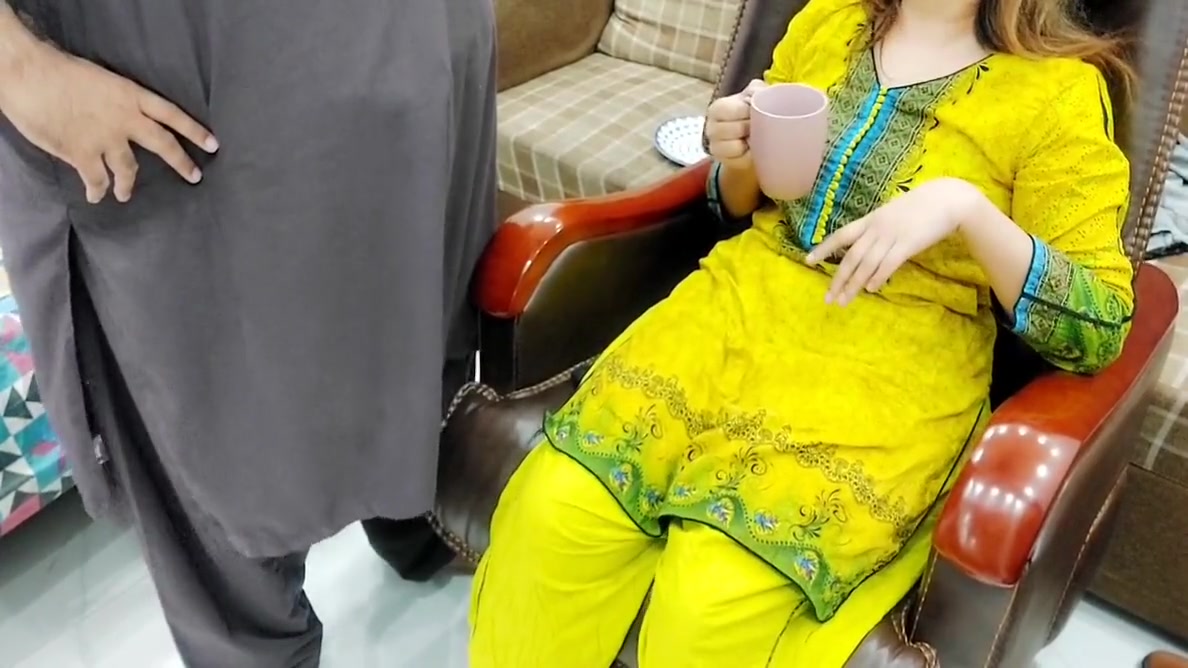 Desi Office Madam Drinking Sperm With Coffee Of Office Boy With Hindi Audio