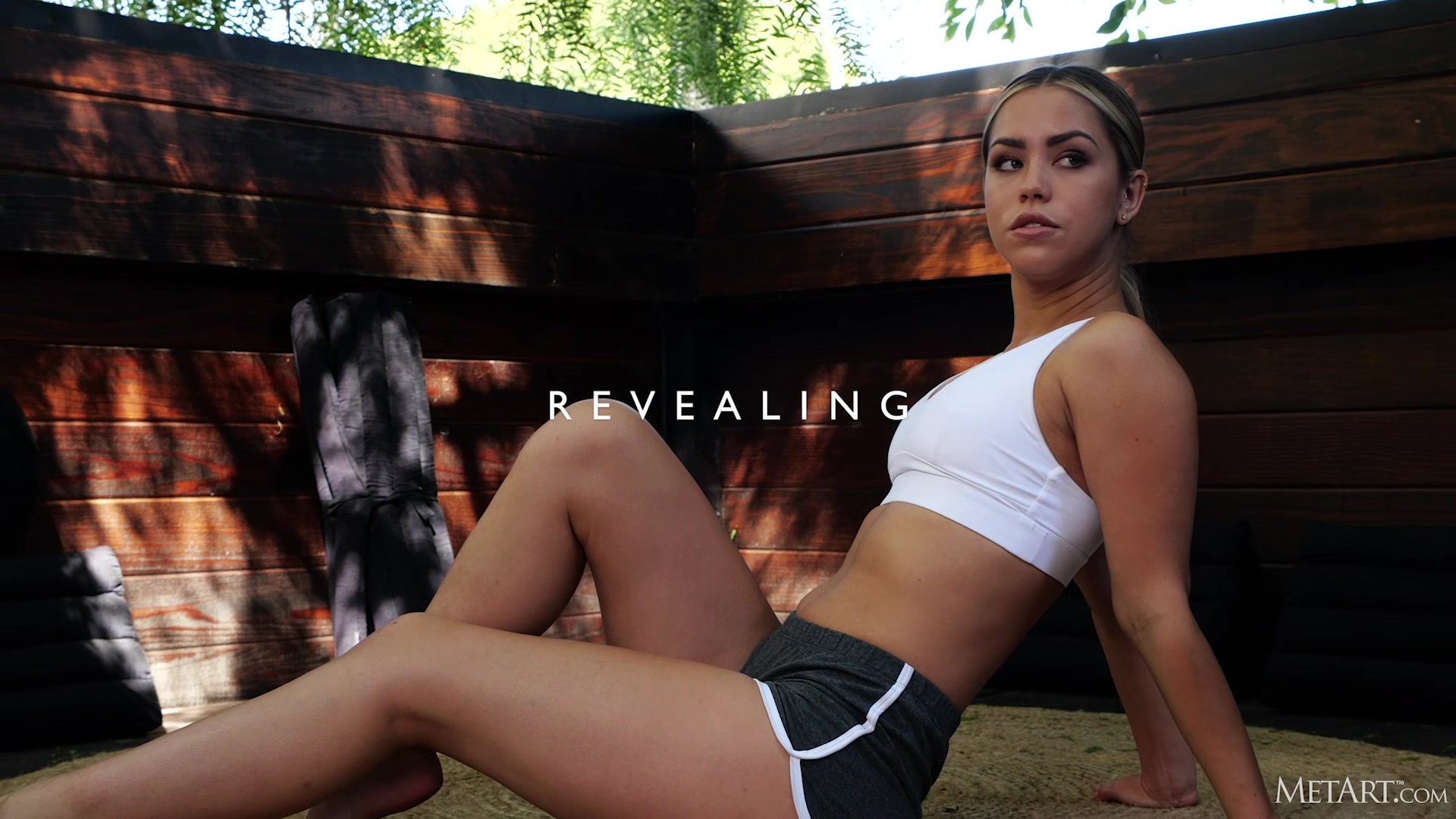 Revealing - Alina Lopez - Met-Art