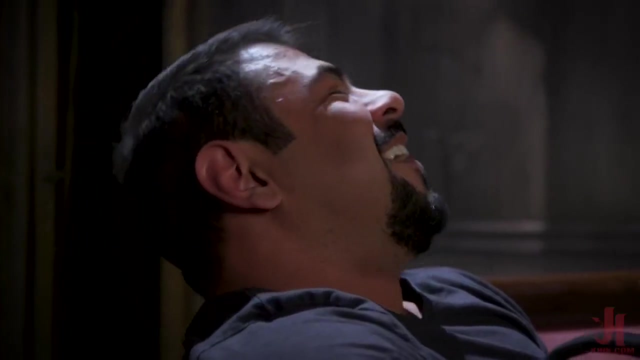 Captured Criminal Hard Working Stud Gags & Puni - Draven Navarro
