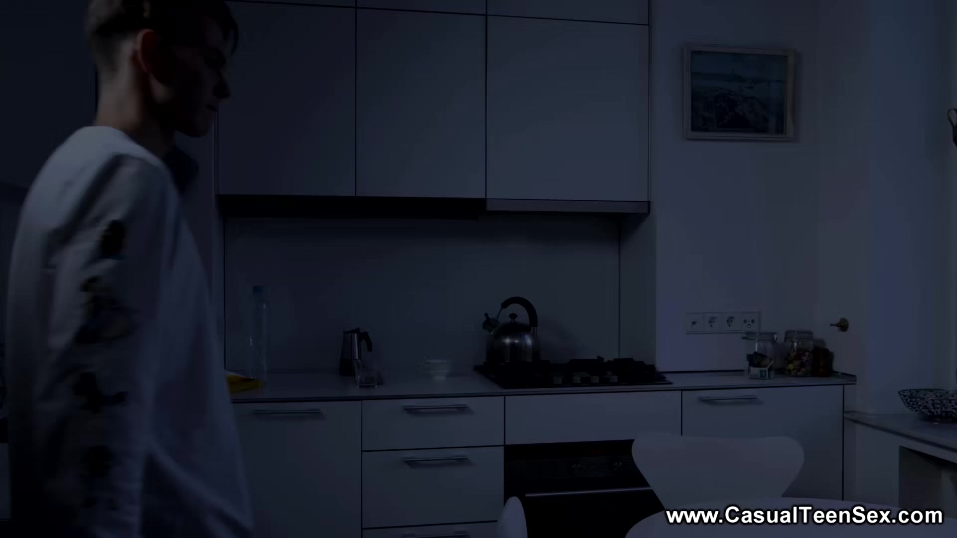 Casual teen 18+ Sex - Alex Swon - Teeny facial in a kitchen