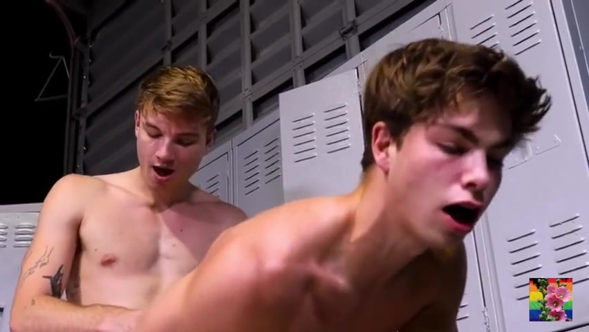 hbw Baresex In The Lockerroom Hard Porn Boys